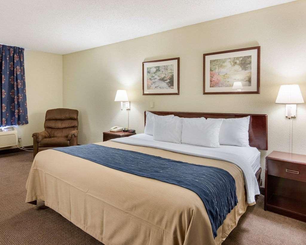 Quality Inn University Area ファームビル 部屋 写真