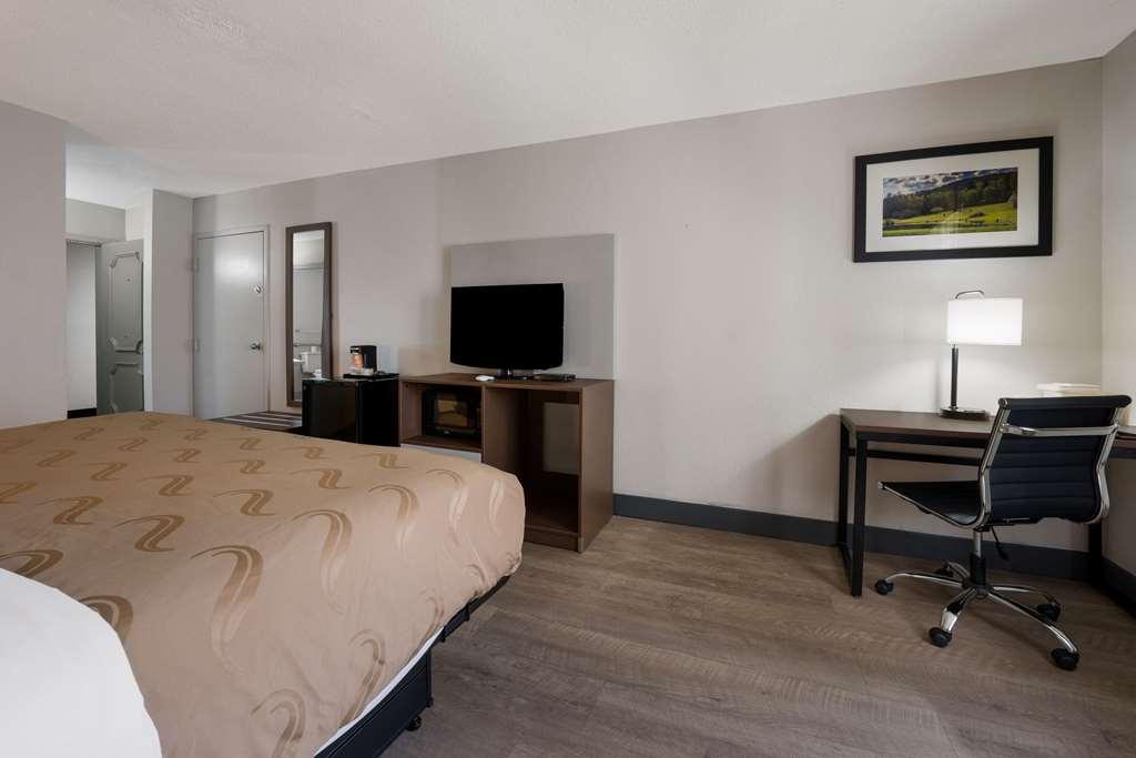 Quality Inn University Area ファームビル 部屋 写真