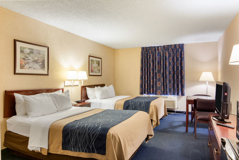Quality Inn University Area ファームビル エクステリア 写真