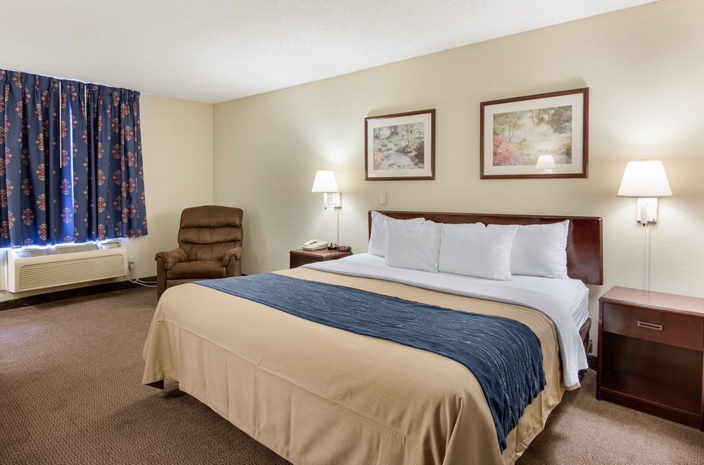 Quality Inn University Area ファームビル エクステリア 写真