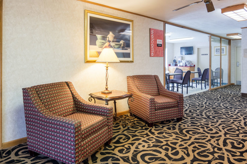 Quality Inn University Area ファームビル エクステリア 写真